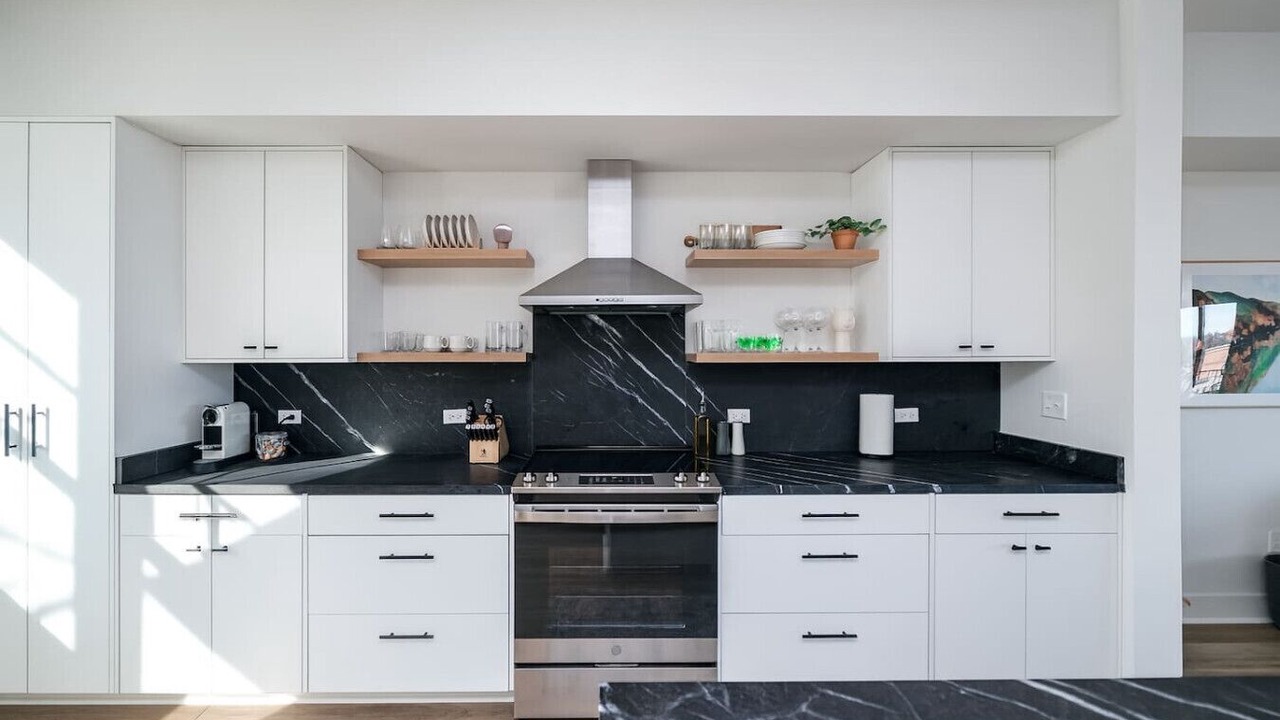 Photo of Kitchen in Court House Hill