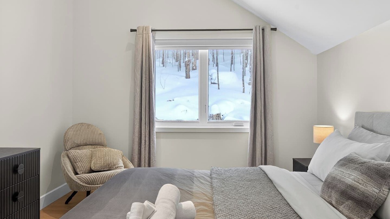 Photo of Bedroom in Saint-Faustin-Lac-Carre