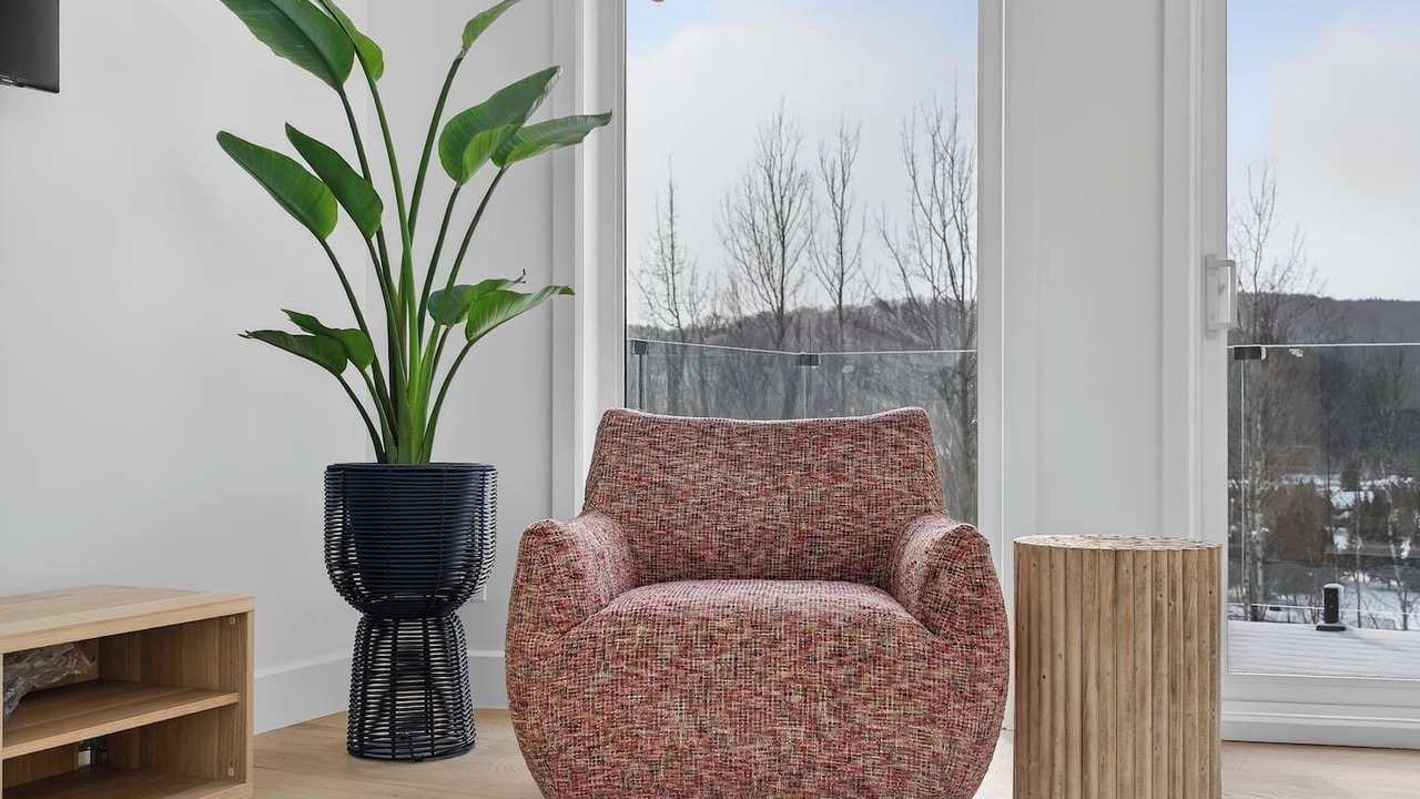 Photo of Livingroom in Saint-Faustin-Lac-Carre