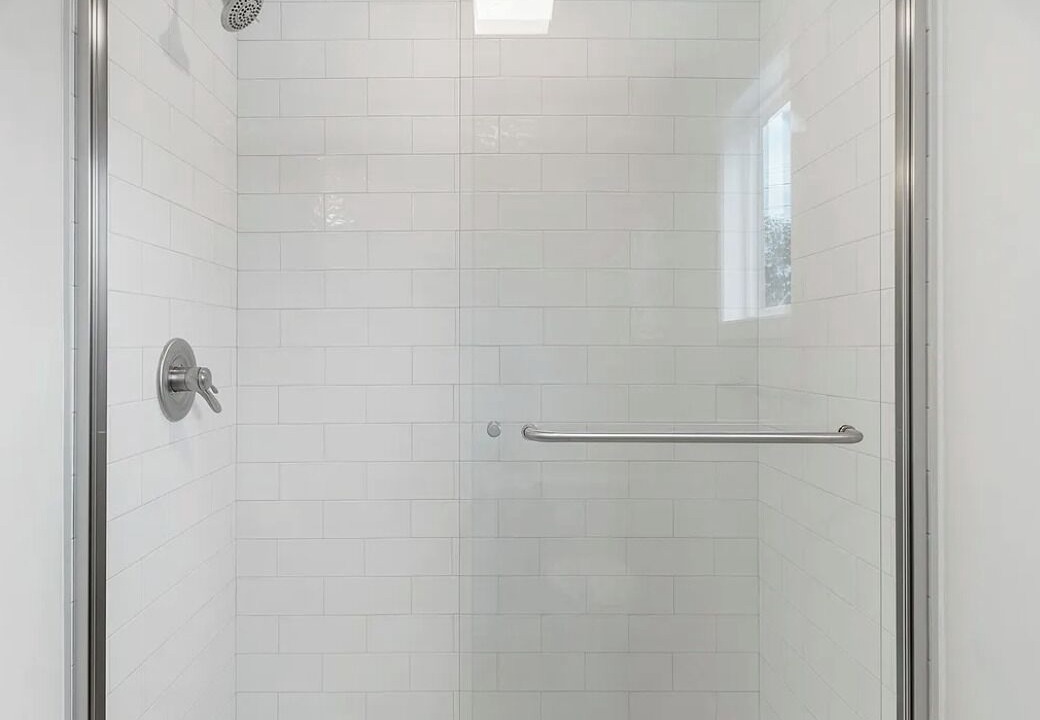 Photo of Bathroom in Smoketown Jackson