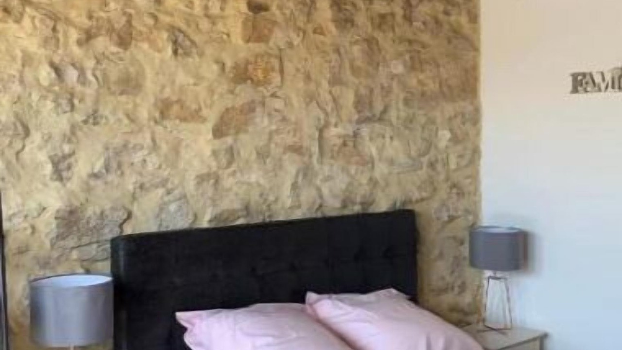 Photo of Bedroom in Tresques
