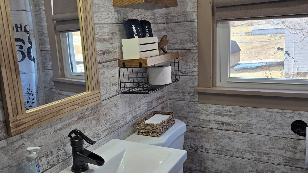 Photo of Bathroom in Shelbyville