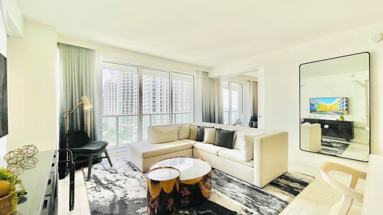Photo of Livingroom in Central Beach