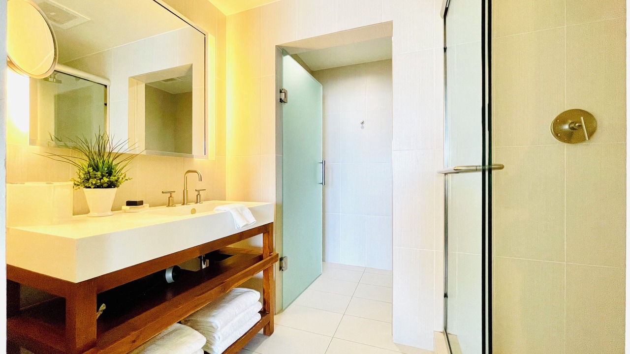 Photo of Bathroom in Central Beach
