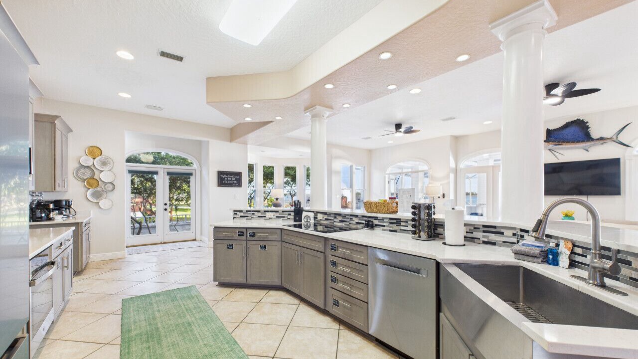 Photo of Kitchen in Mary Esther