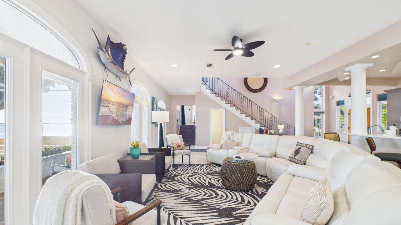 Photo of Livingroom in Mary Esther
