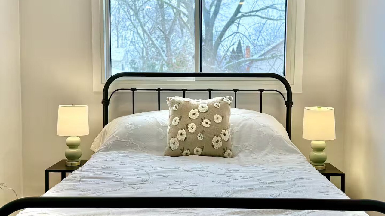 Photo of Bedroom in Chatham-Kent