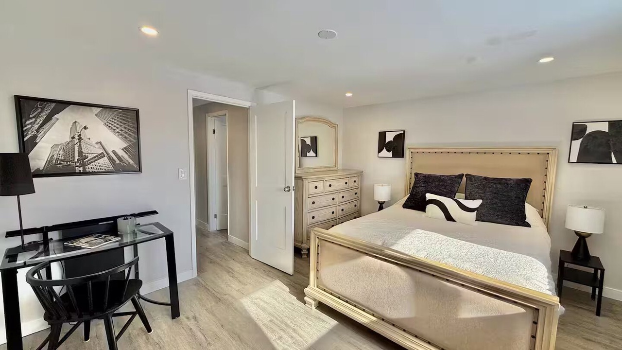 Photo of Bedroom in Chatham-Kent