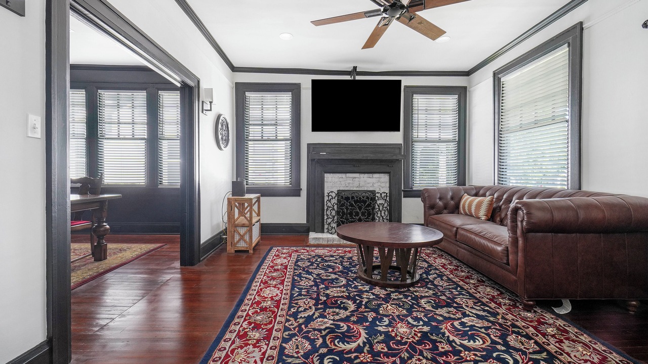 Photo of Livingroom in Montgomery
