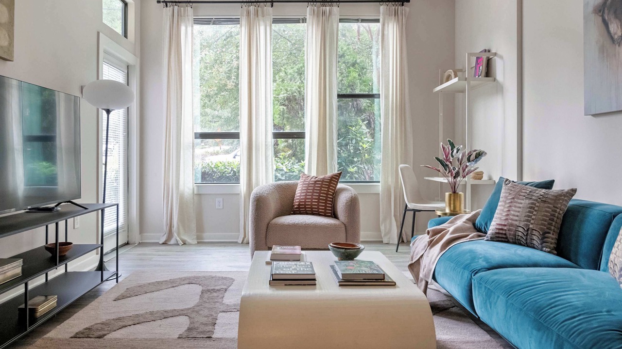 Photo of Livingroom in Inman Park