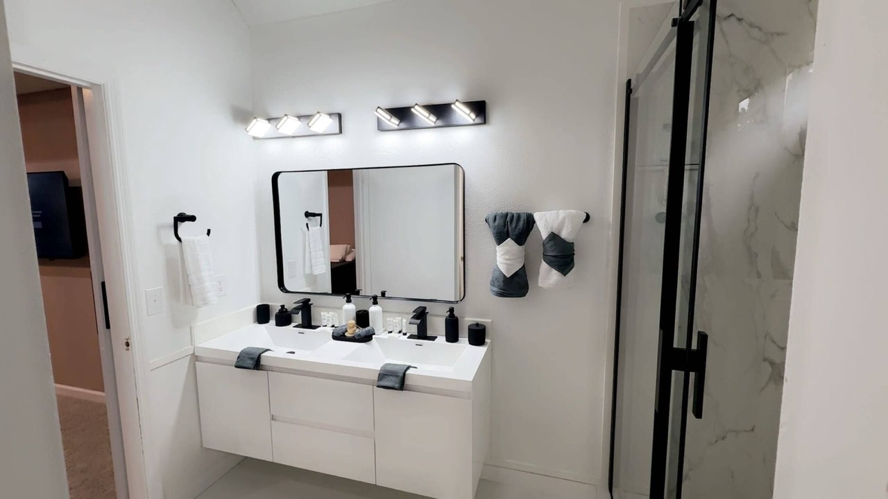 Photo of Others in Macon