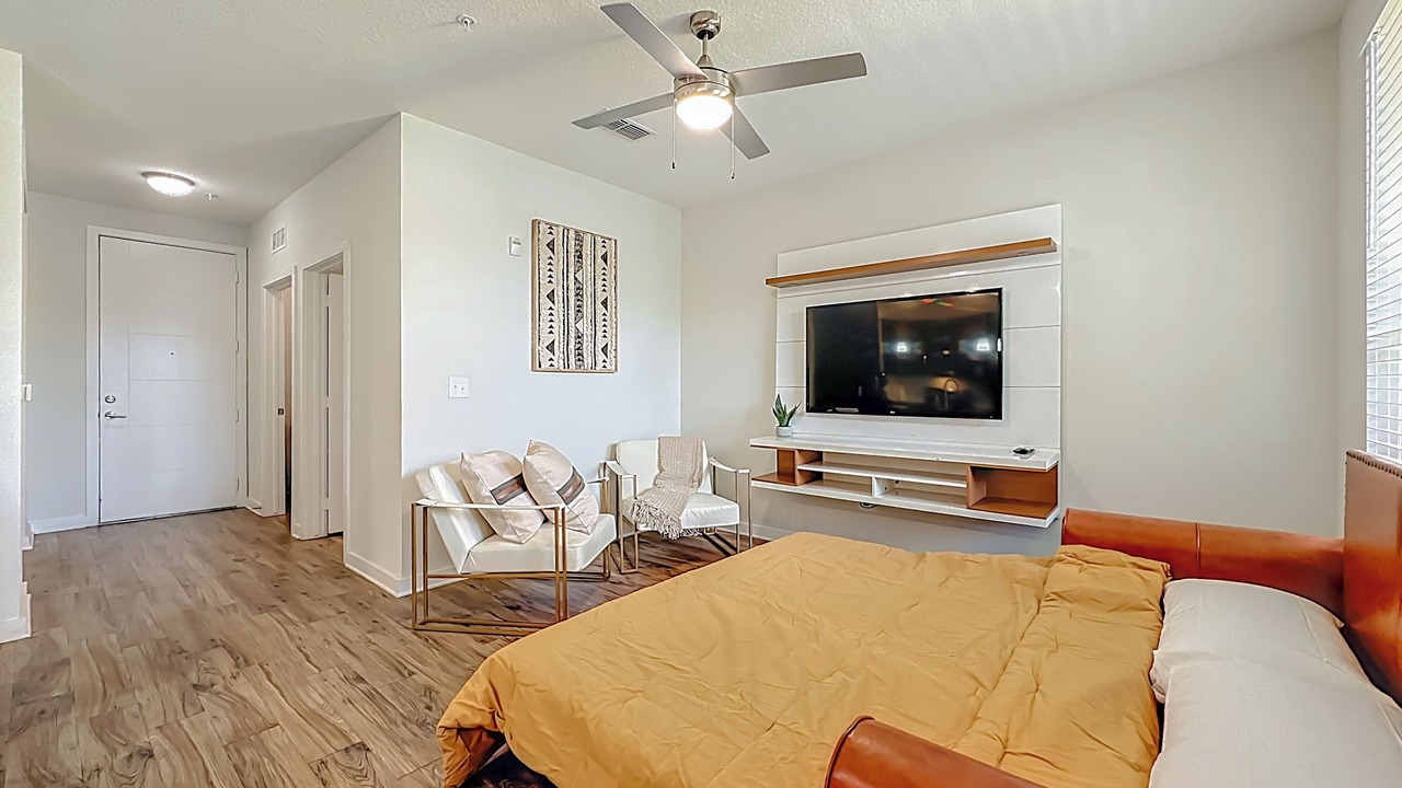 Photo of Bedroom in Deerwood
