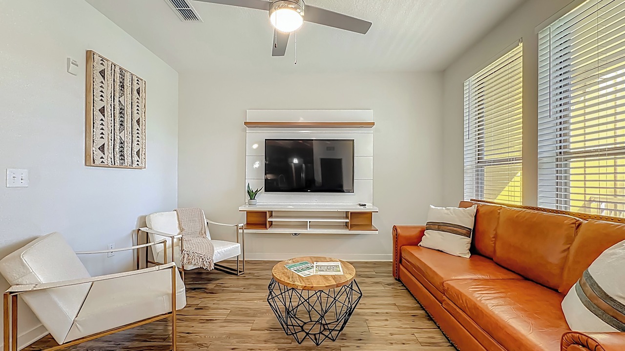 Photo of Livingroom in Deerwood