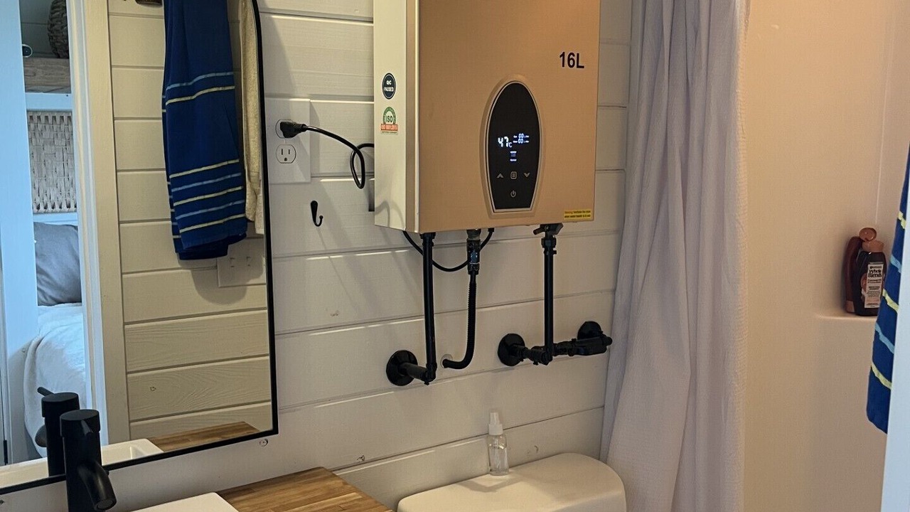 Photo of Bathroom in Flat Rock