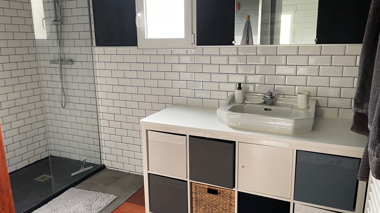 Photo of Bathroom in Roz-sur-Couesnon