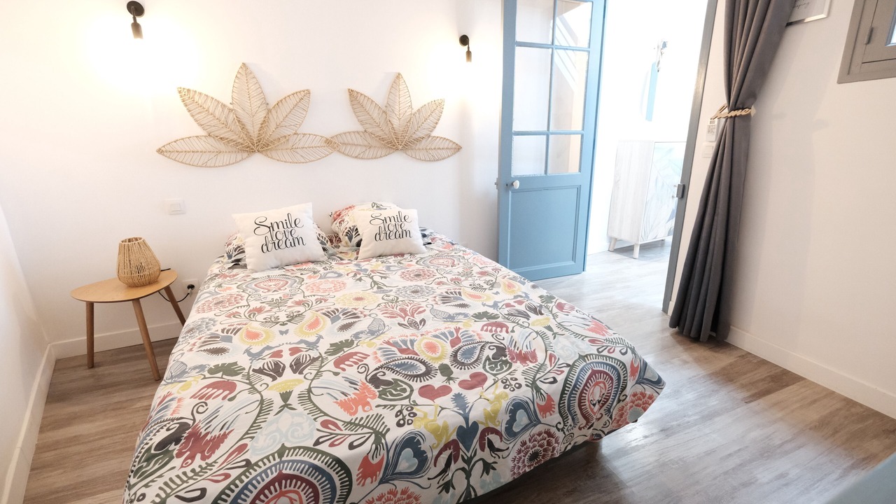 Photo of Bedroom in Thuir