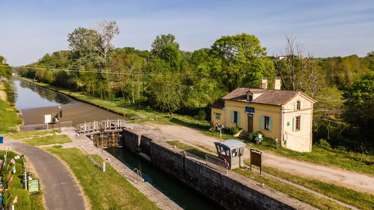 Photo of Others in Bassanne