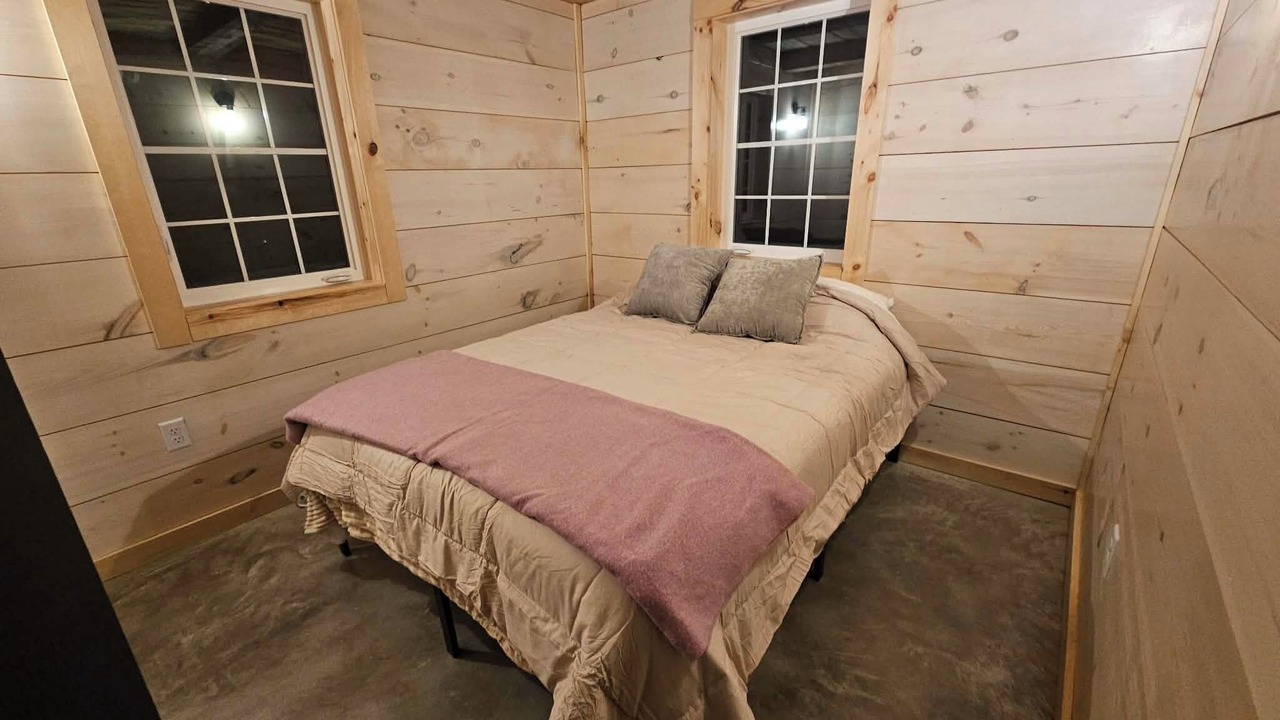Photo of Bedroom in Caribou