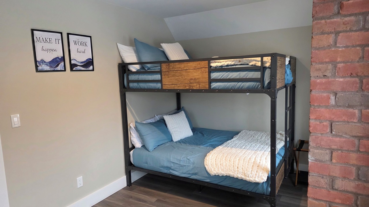 Photo of Bedroom in East Burke