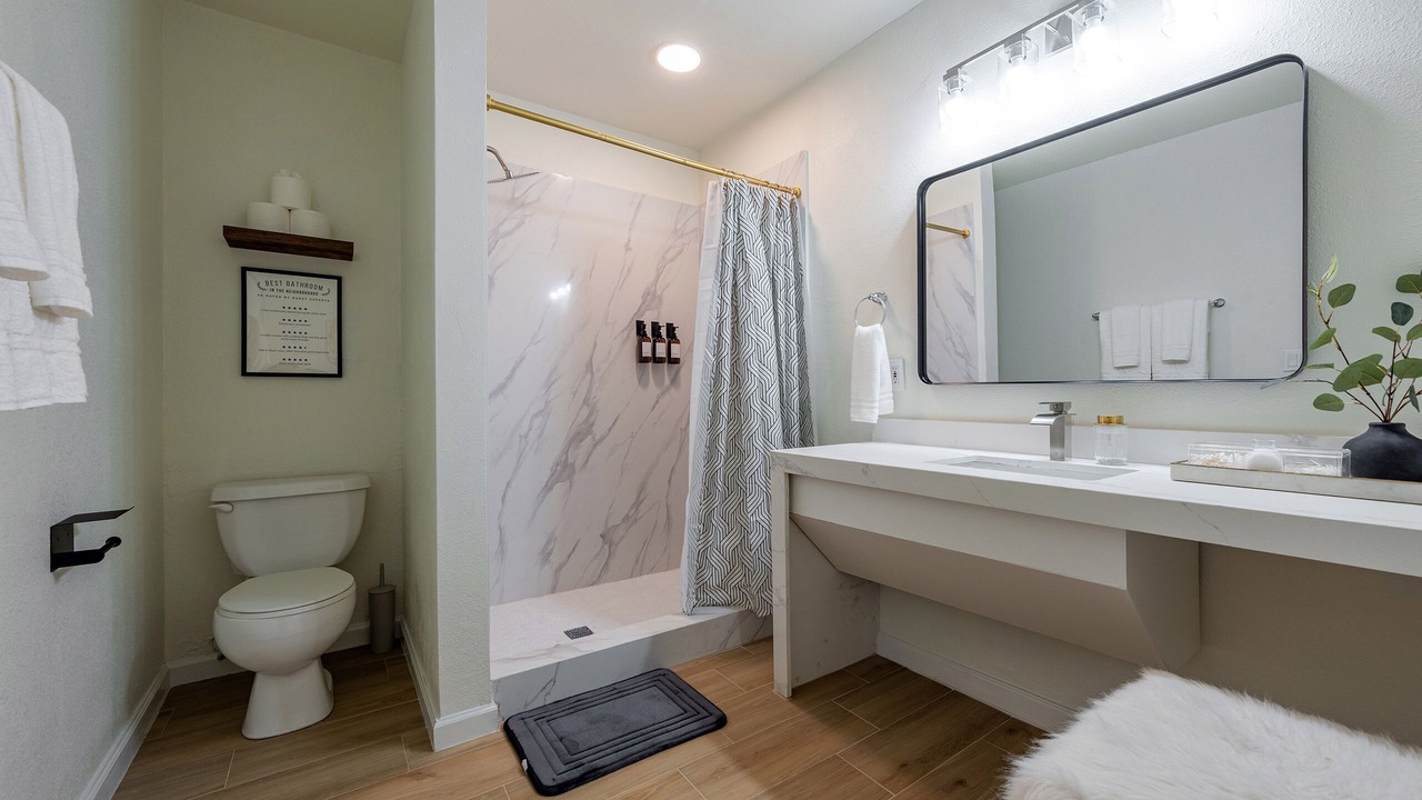 Photo of Bathroom in Chinatown