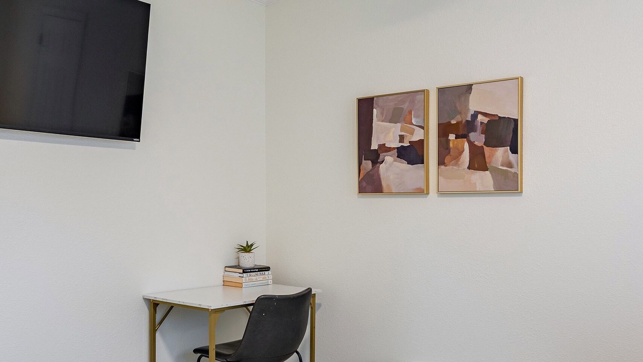 Photo of Bedroom in Chinatown