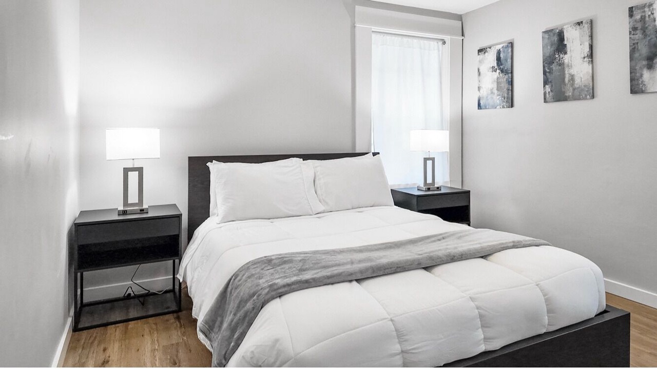 Photo of Bedroom in Harrison/Denny-Blaine