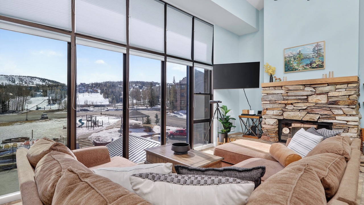 Photo of Livingroom in Brian Head