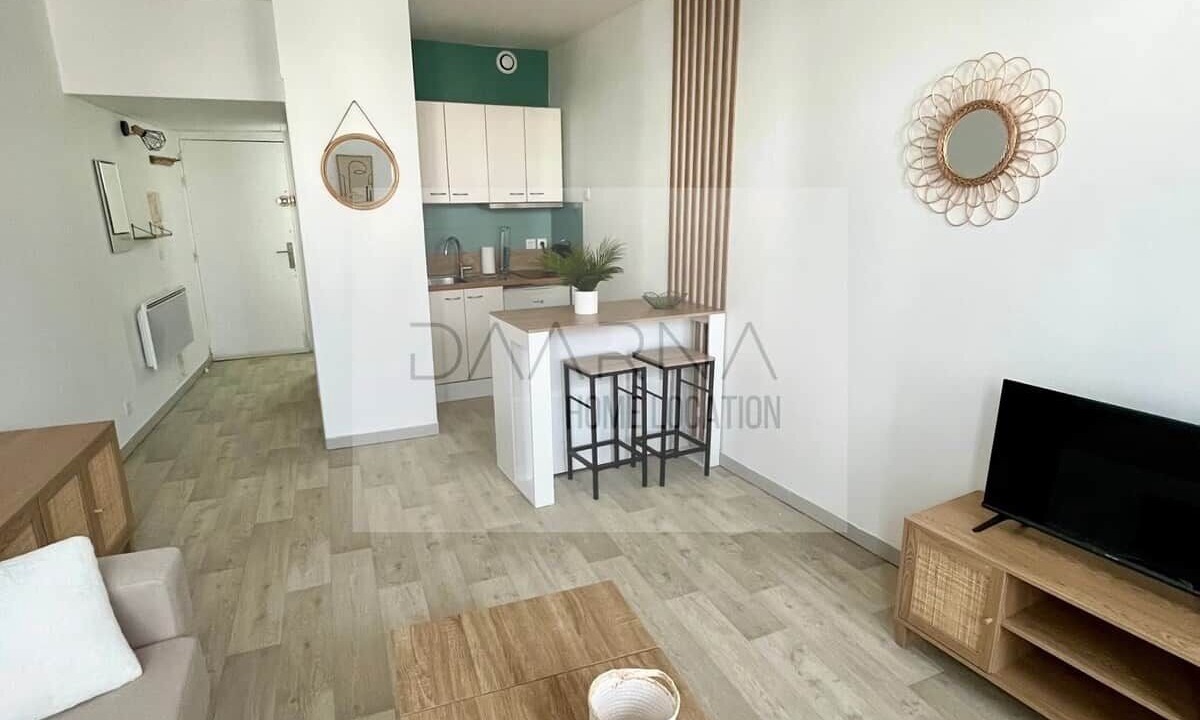 Photo of Livingroom in Saint-Germain-en-Laye