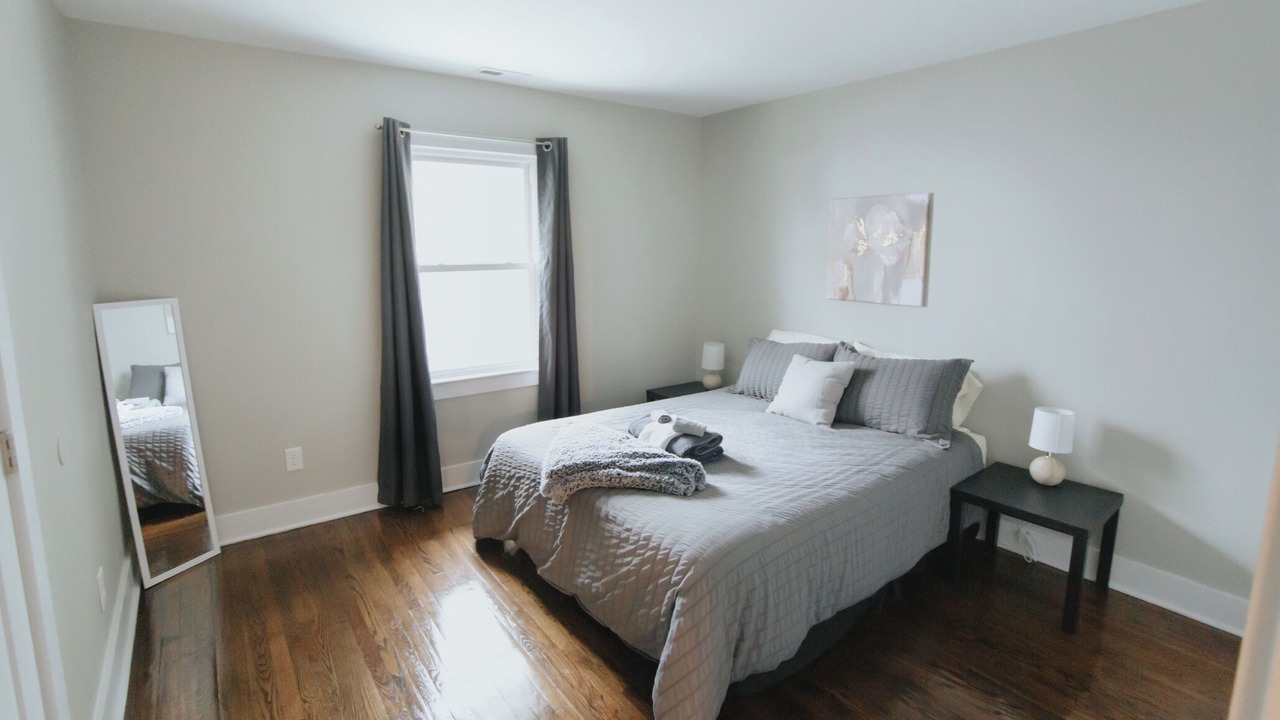 Photo of Bedroom in Downtown