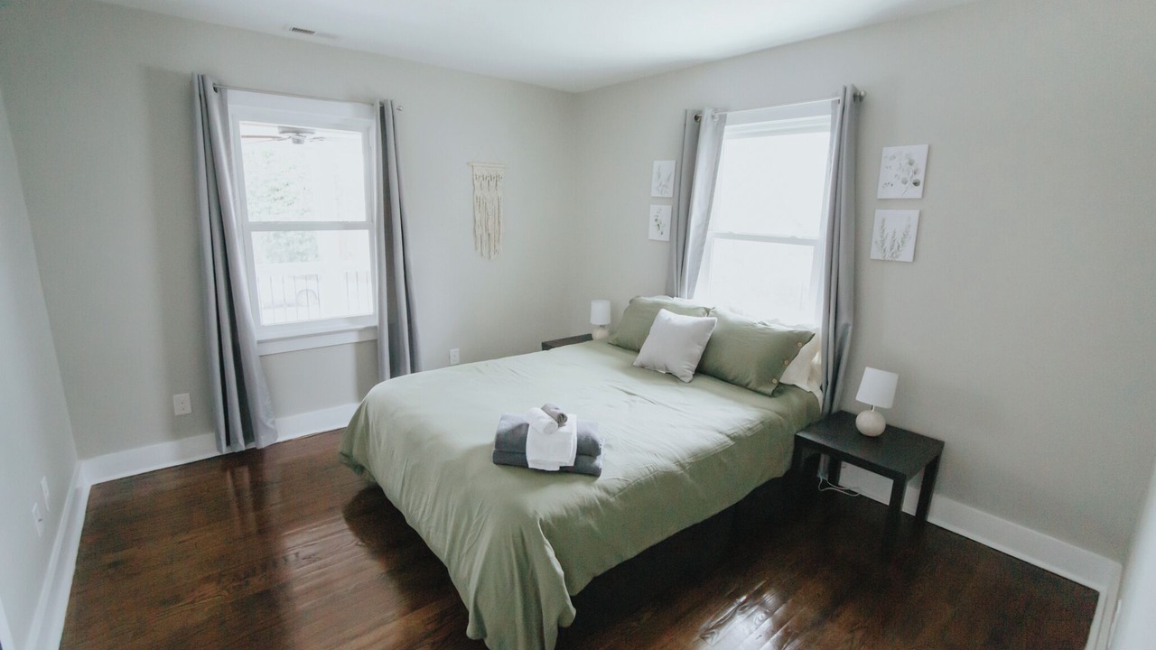 Photo of Bedroom in Downtown