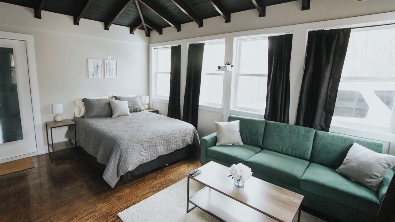 Photo of Bedroom in Downtown