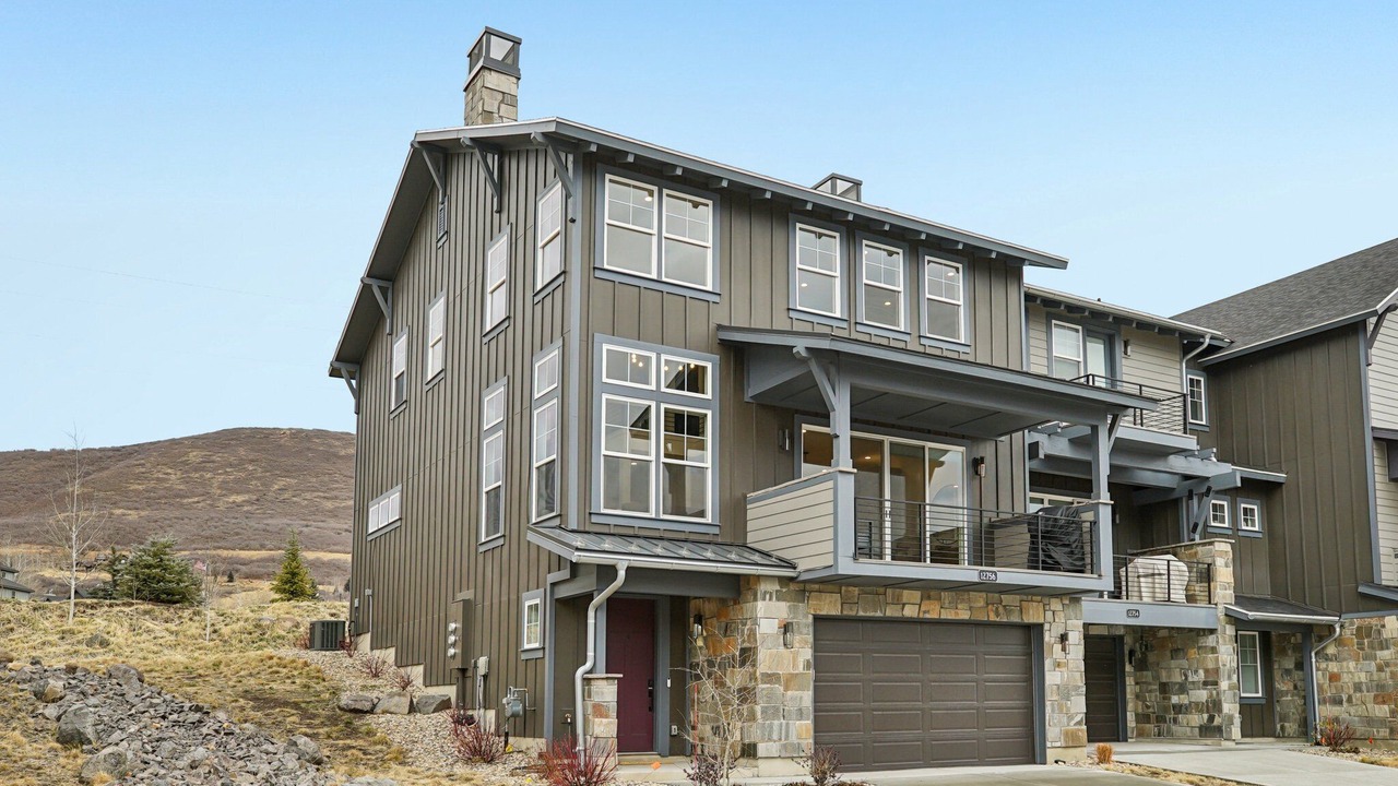 Photo of Outdoor in Deer Mountain