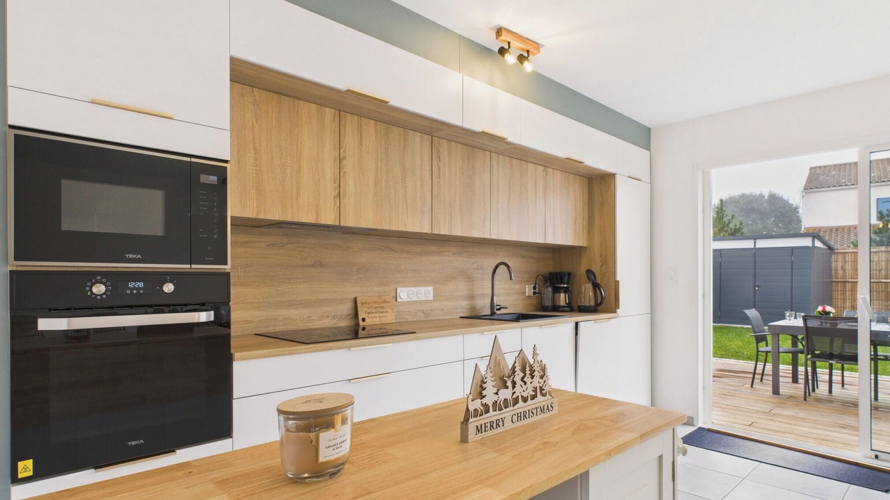 Photo of Kitchen in Saint-Vincent-sur-Jard