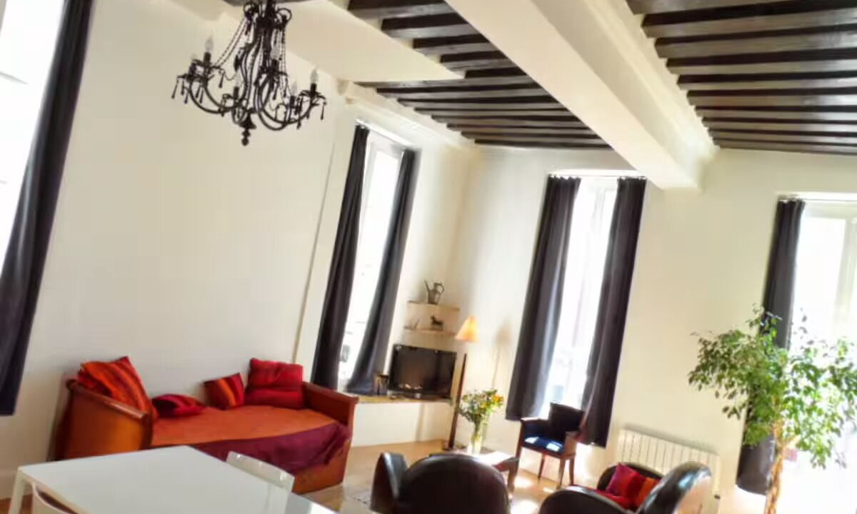 Photo of Livingroom in Arsenal