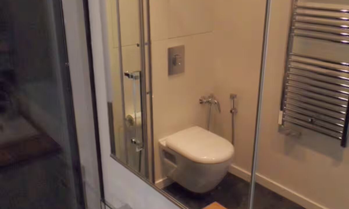 Photo of Bathroom in Arsenal