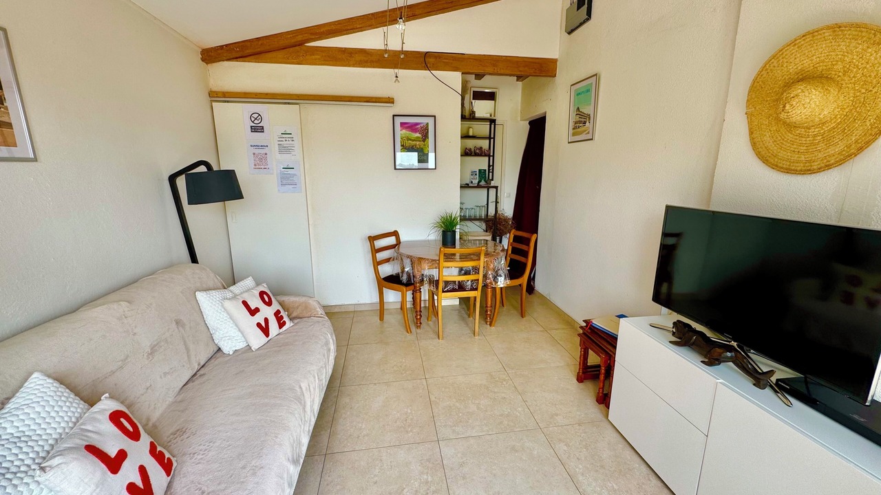 Photo of Livingroom in La Bruguiere