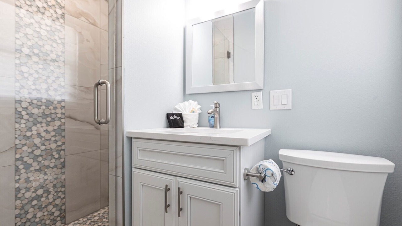 Photo of Bathroom in Aloha Kai