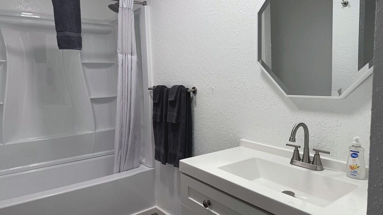 Photo of Bathroom in Beaver