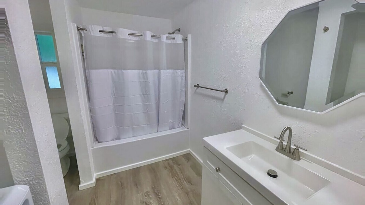 Photo of Bathroom in Beaver
