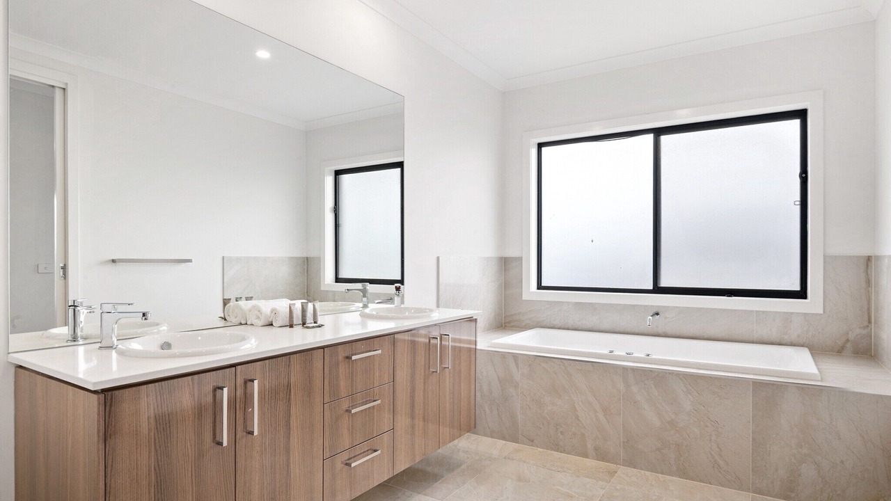 Photo of Others in Point Cook