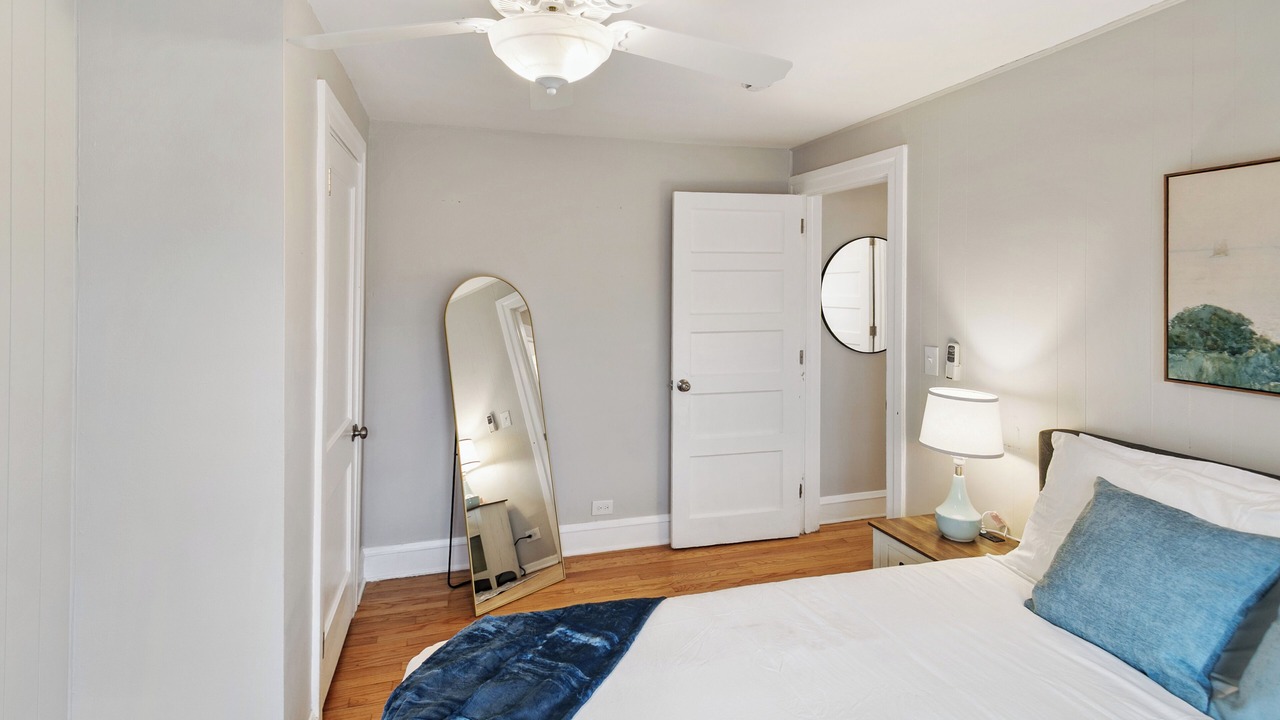 Photo of Bedroom in Highwood