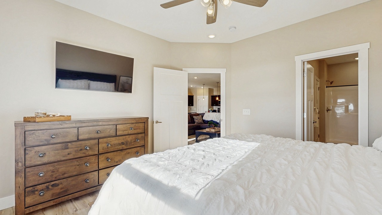 Photo of Bedroom in Kimberling City