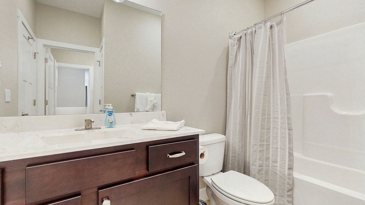Photo of Bathroom in Kimberling City
