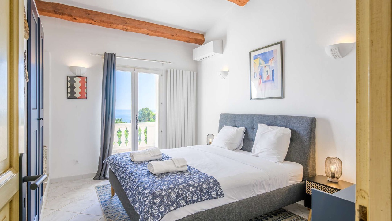 Photo of Bedroom in La Nartelle