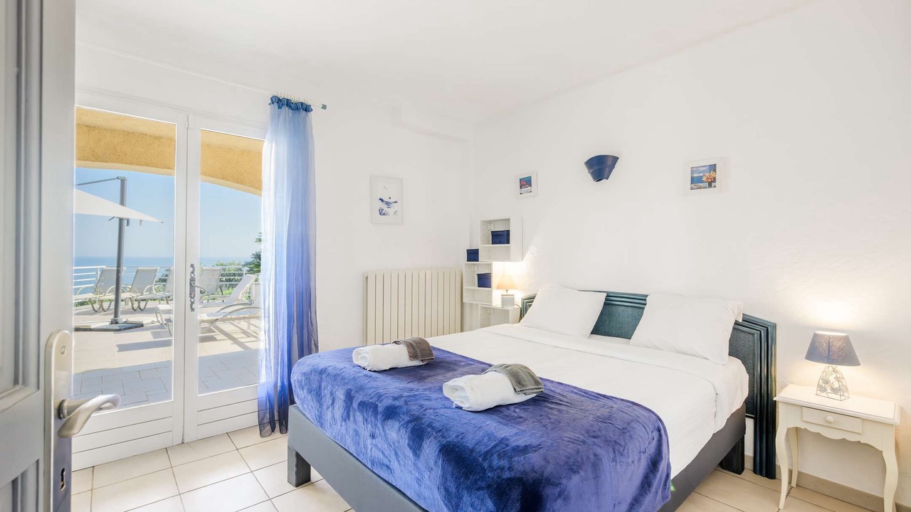 Photo of Bedroom in La Nartelle