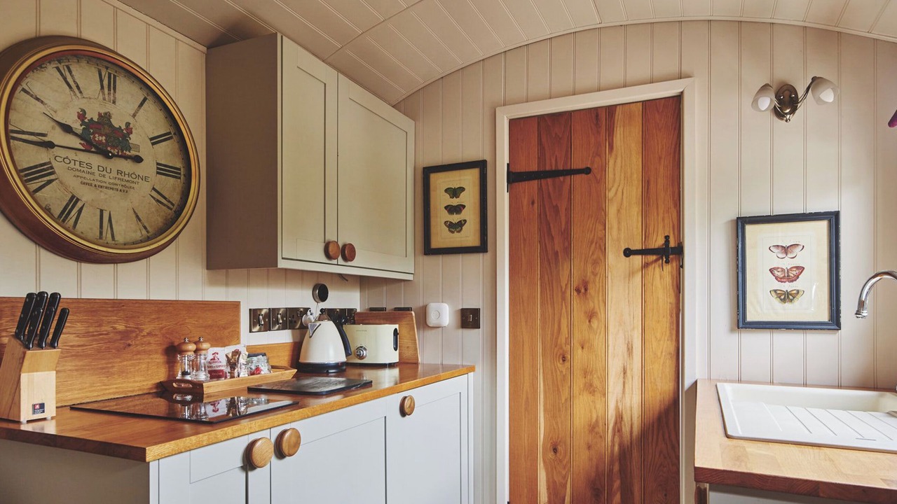 Photo of Others in Foolow