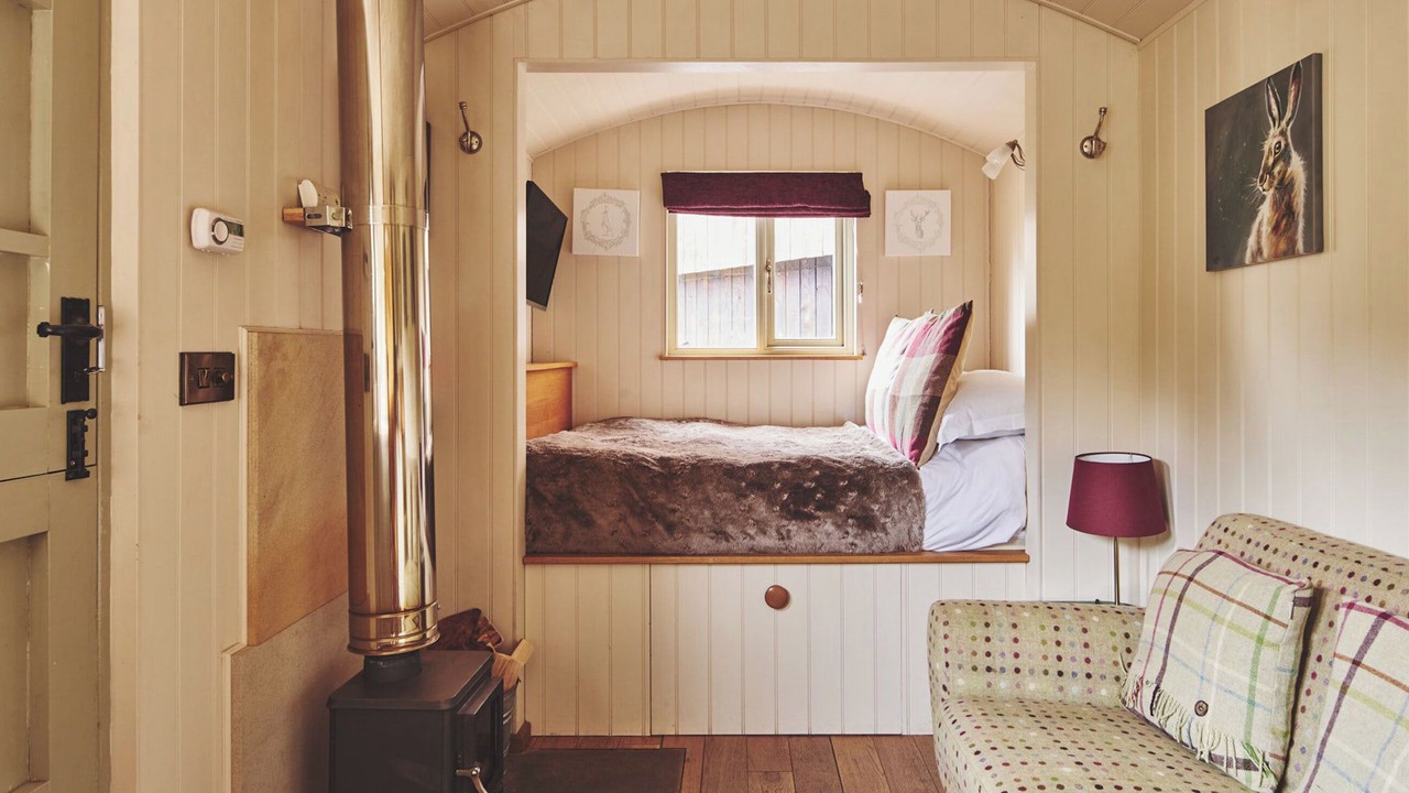 Photo of Others in Foolow