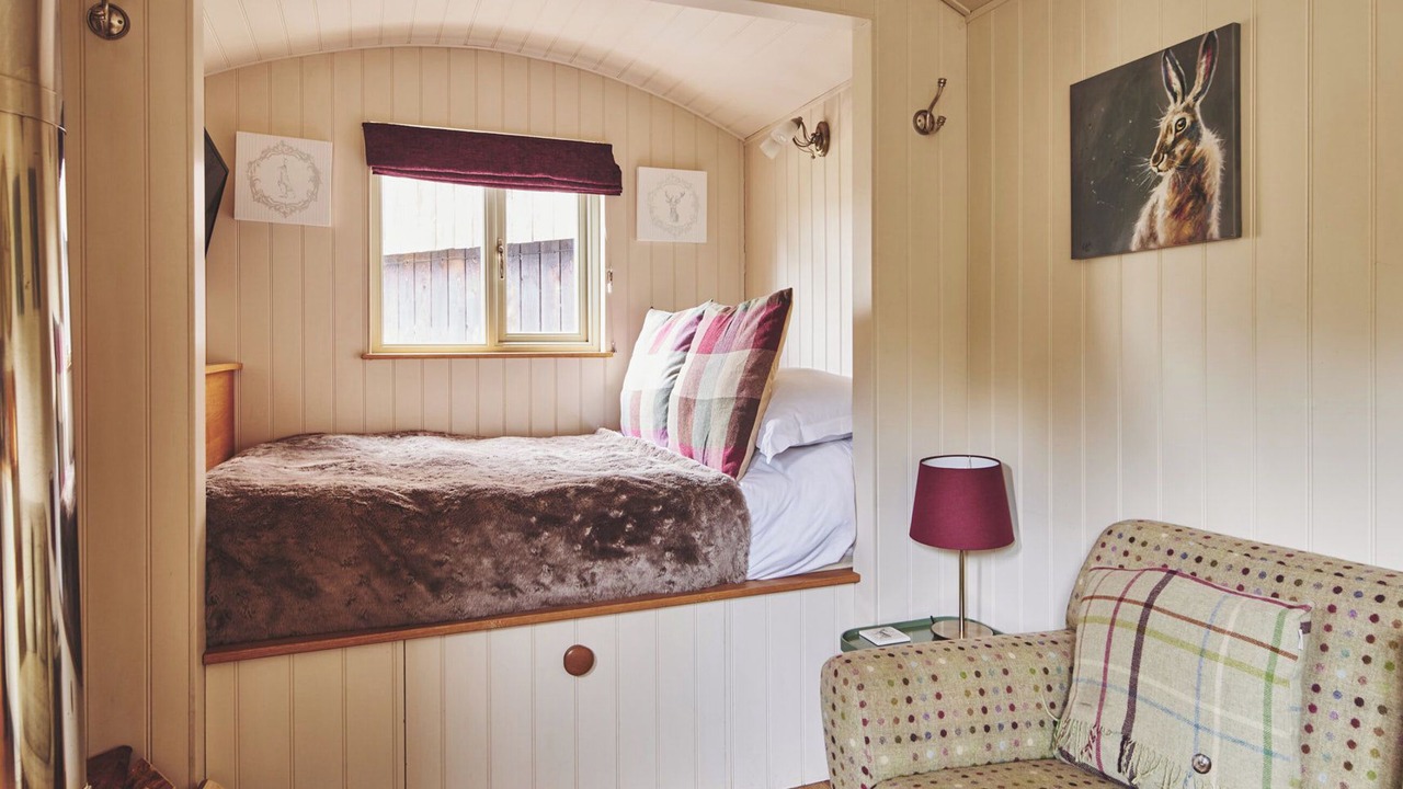 Photo of Others in Foolow