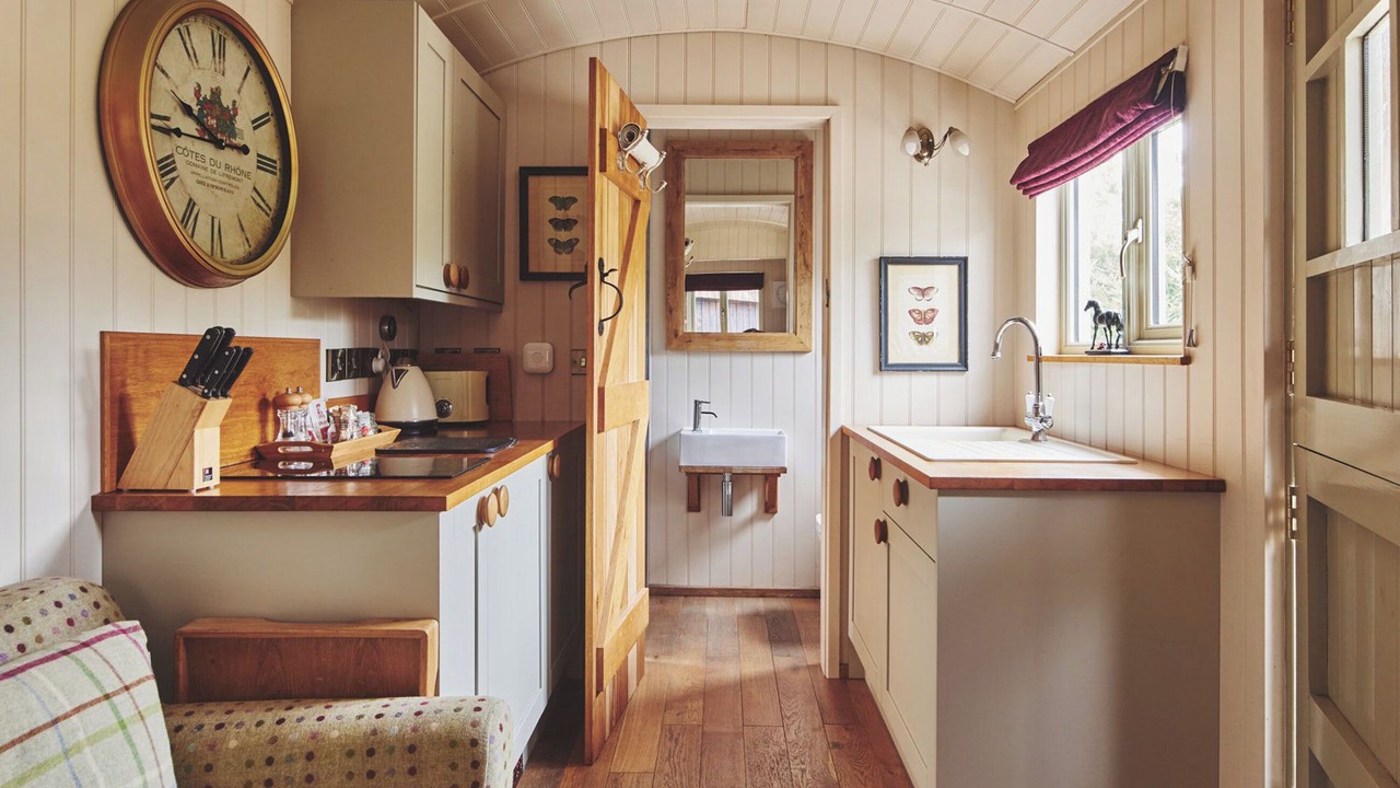 Photo of Others in Foolow