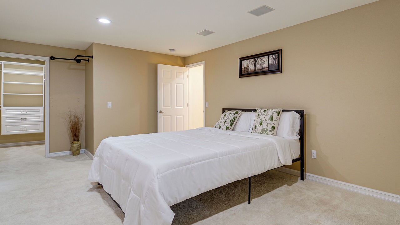 Photo of Bedroom in Leota